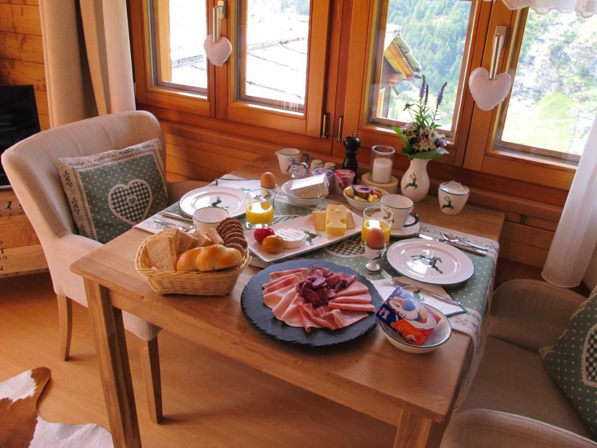 Matterhorn Ried Suite Zermatt Exterior foto